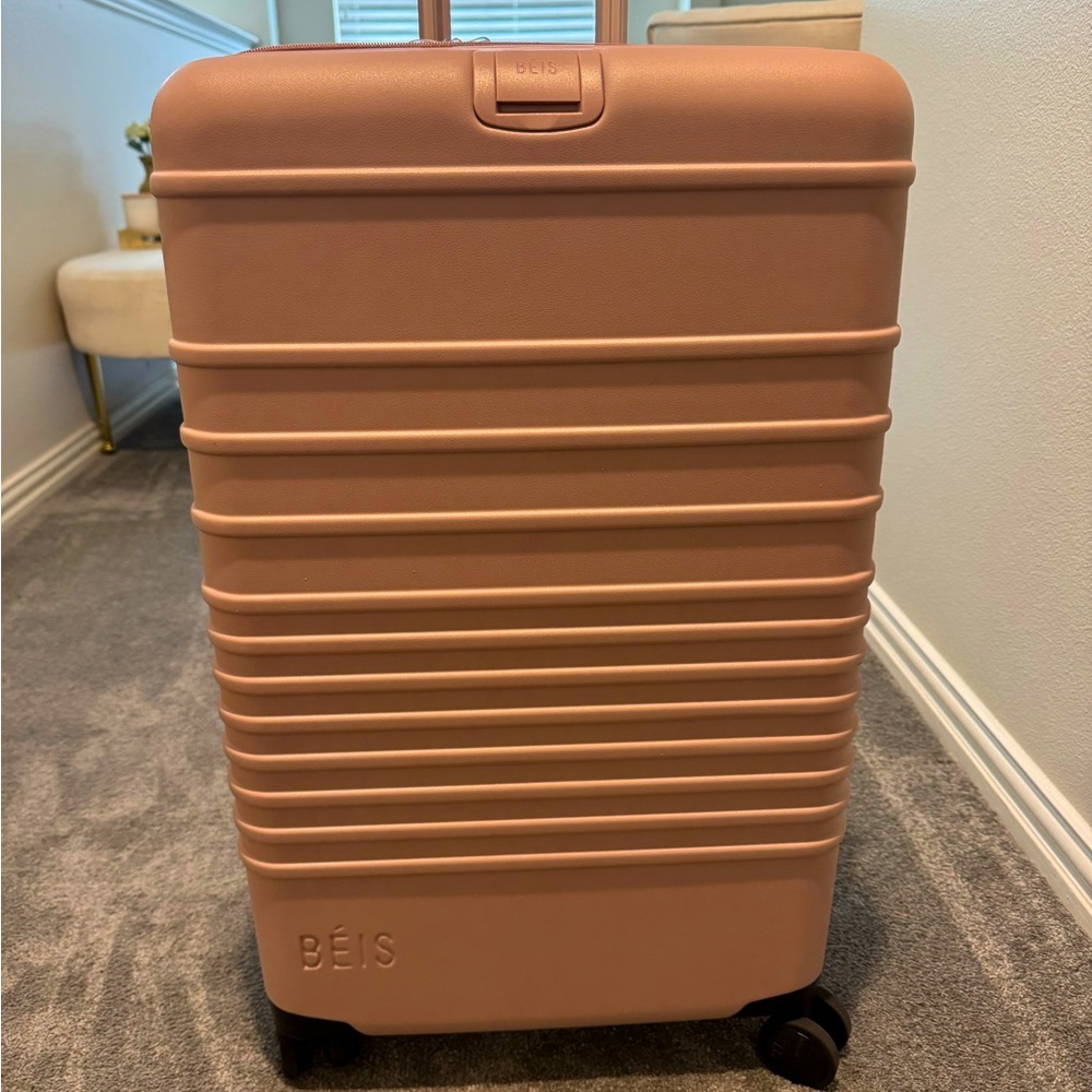 Beis - Medium Check In Suitcase - Atlas Pink